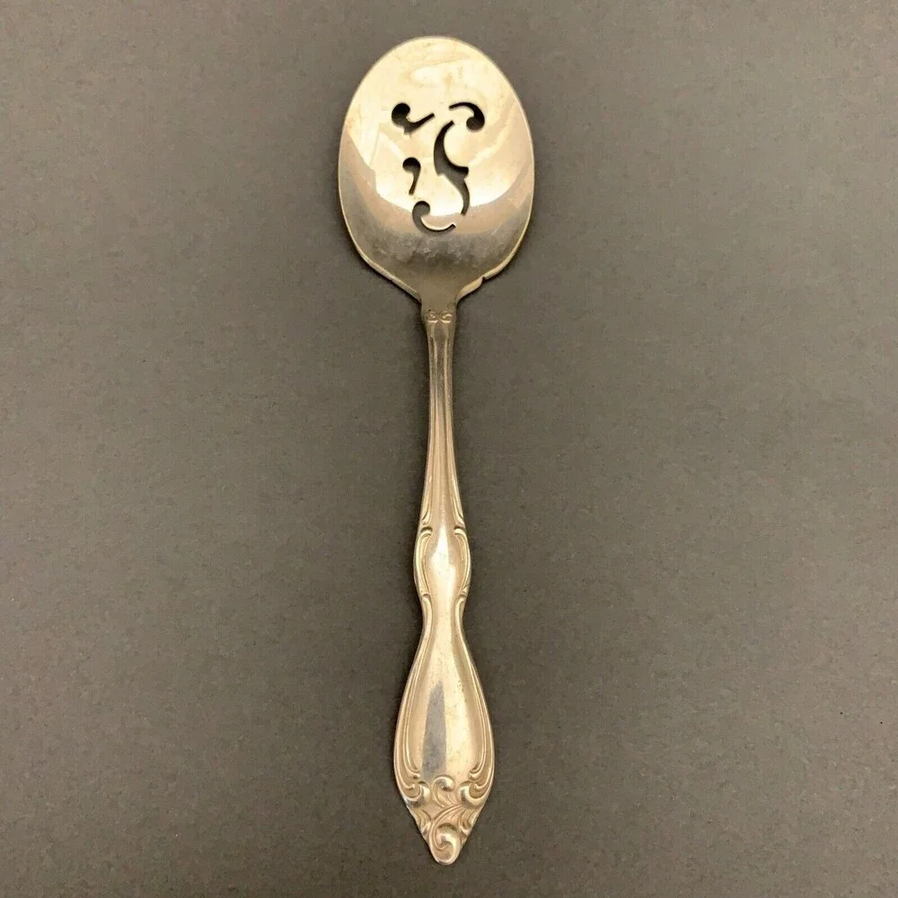 Wm. A. Rogers Oneida Ltd. Old South‎ II Bon Bon 6